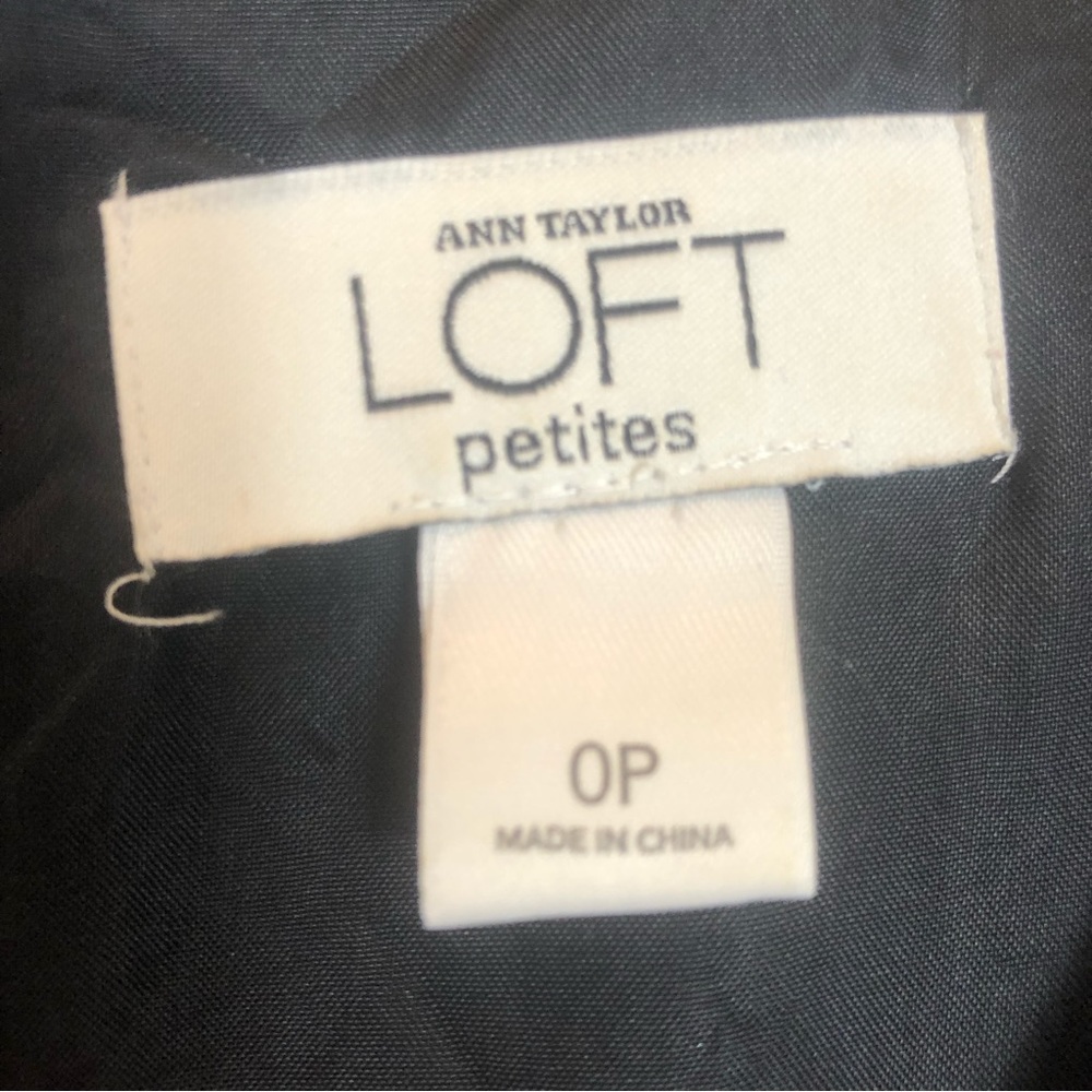 Ann Taylor LOFT Petite Fully Lined Sleeveless Dress Size 0P - Picture 4 of 6